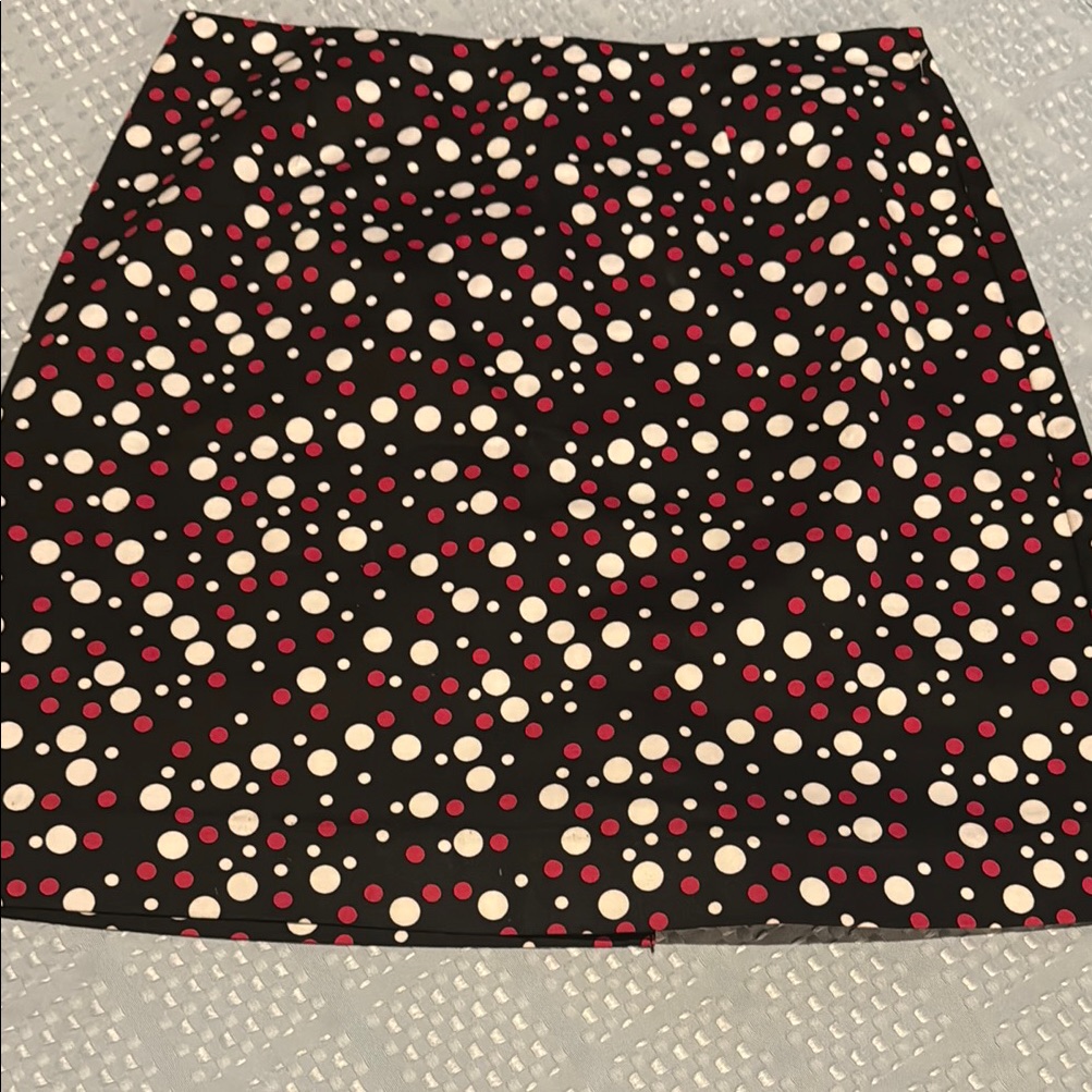 Geoffrey Beene Size 6 Stretch Polka Dot Women's Skirt - Black And Red